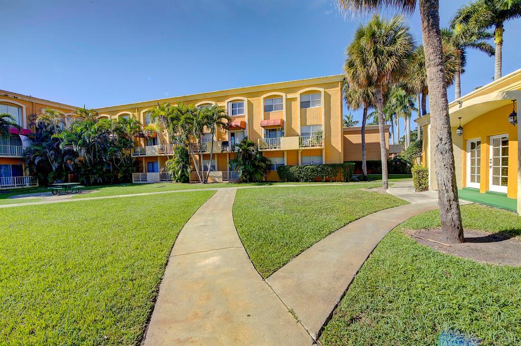 Building Photo - 18111 NW 68th Ave