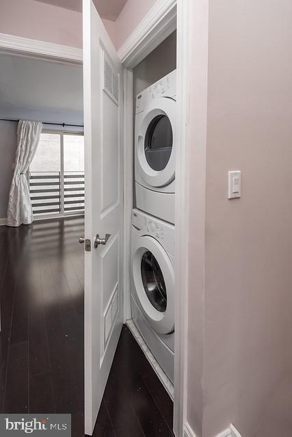 Building Photo - 1357 N Mascher St