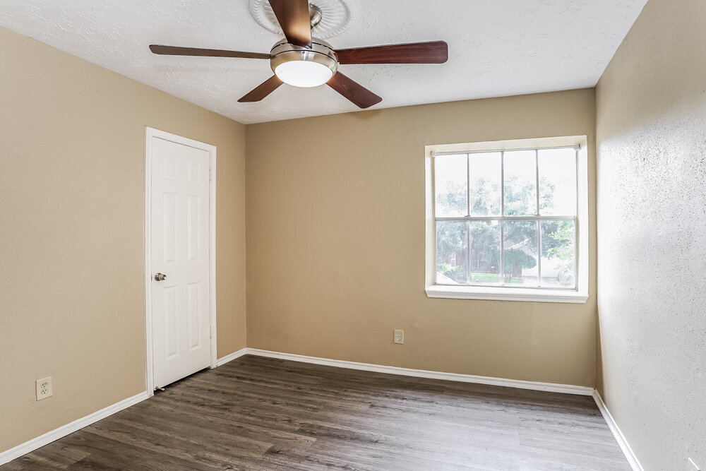 Building Photo - 6042 Beaconridge Dr