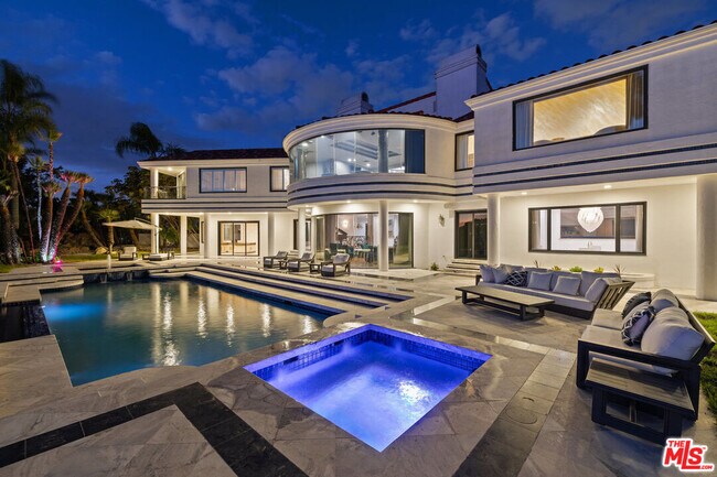 Building Photo - 24366 La Masina Ct