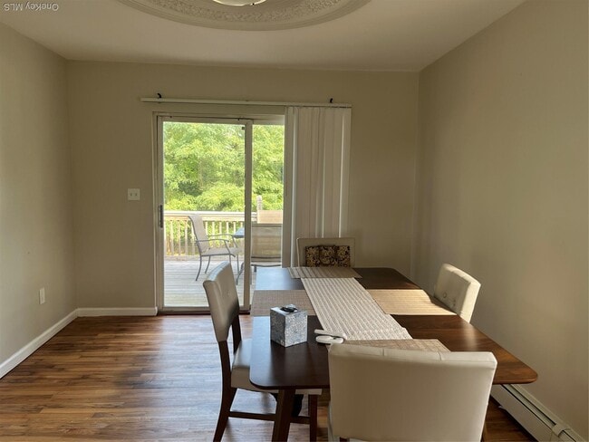 Building Photo - 39 Elder Ave