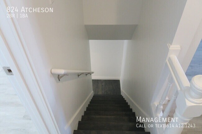 Building Photo - 824 Atcheson-