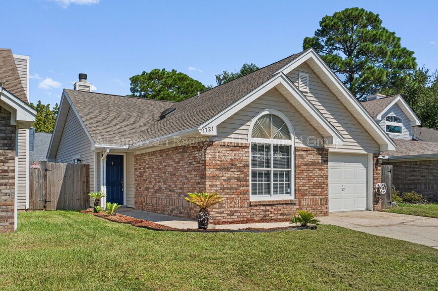 Building Photo - 1721 Colonial Ct