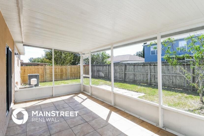Building Photo - 7360 Lawn Tennis Ln