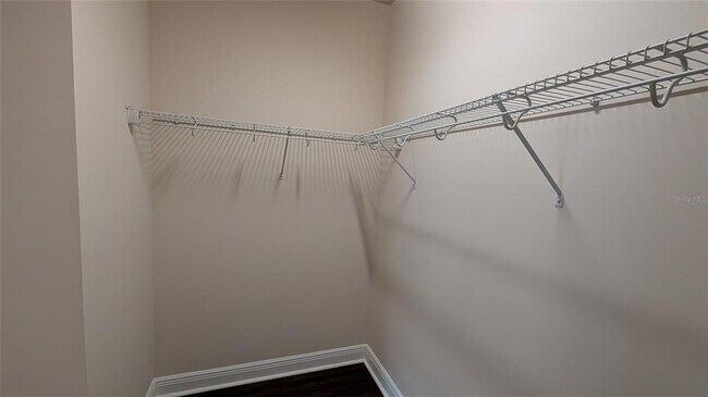 Building Photo - 584 Scotia Pl