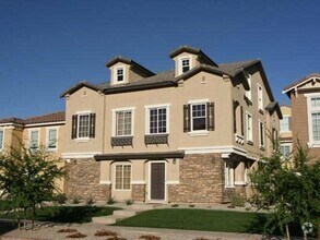 Building Photo - AVAILABLE NOW IN THE GARDENS GILBERT!!!