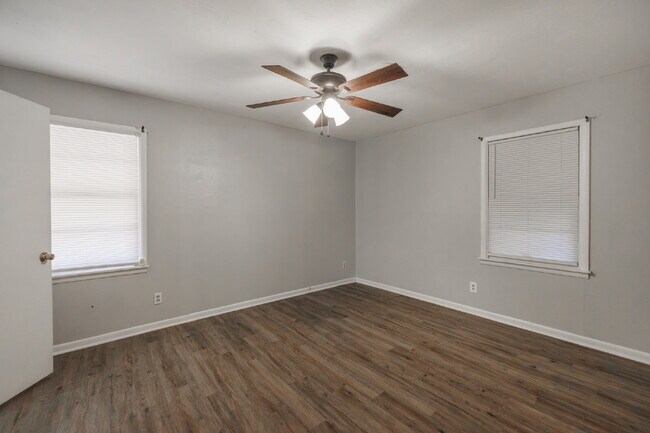 Building Photo - For Lease