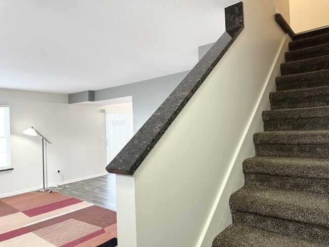 Building Photo - 1227 Leon Way