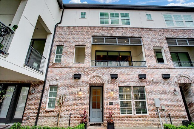 Building Photo - 6068 Kansas St