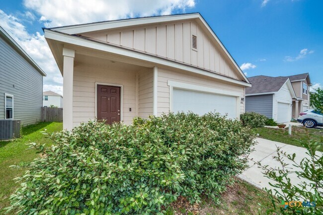 Building Photo - 14426 Elkhorn Crest