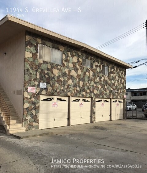 Building Photo - 11944 S Grevillea Ave