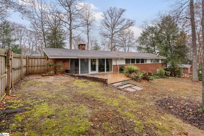 Building Photo - 103 Robinall Dr