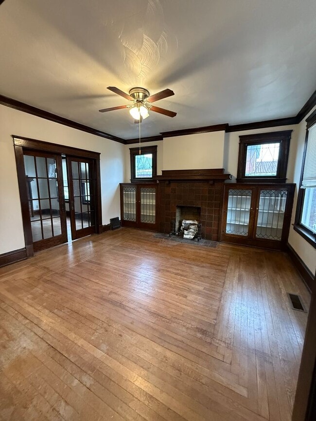 Building Photo - 1612 Quarrier St