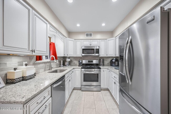 Building Photo - 316 Middlewood Rd