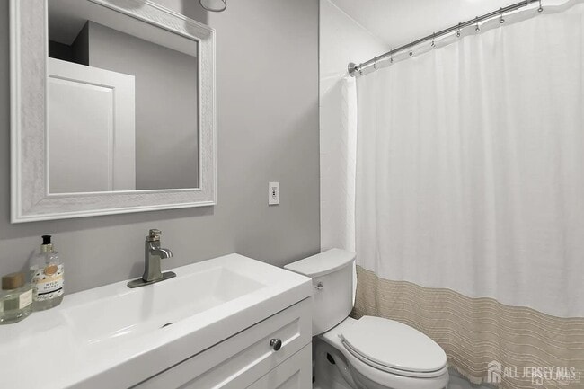 Building Photo - 1111 Harbour Club Dr