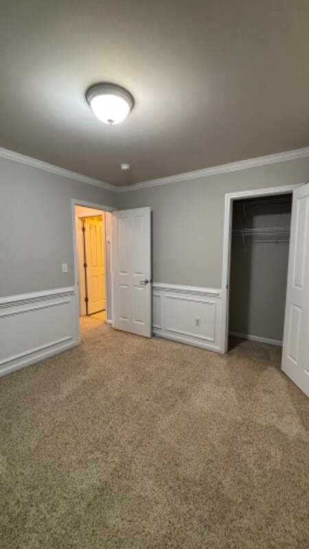 Building Photo - 403 Perrault Dr