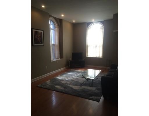 Building Photo - 100 Captains Row