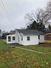 Building Photo - 1004 Chambers St