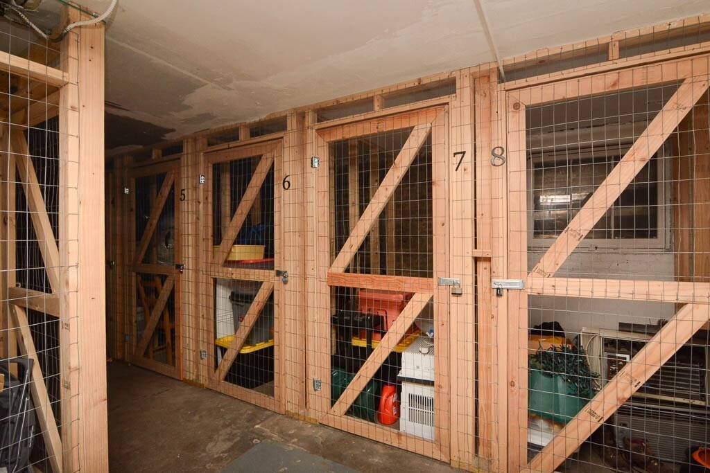 Building Photo - 2910 W George St