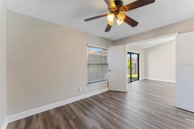 Building Photo - 5201 Bellefield Dr