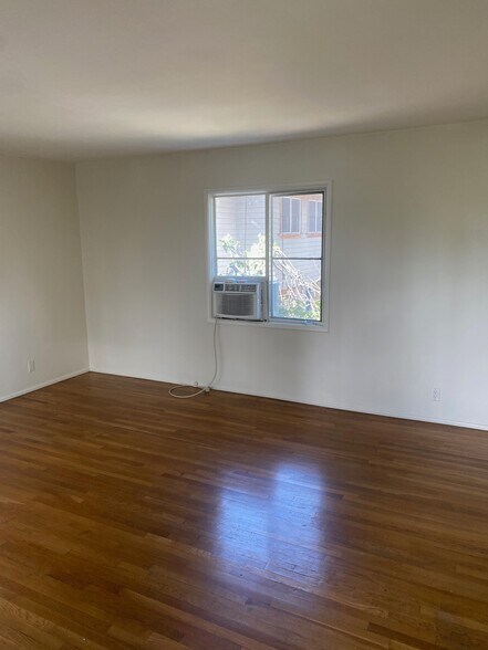 Building Photo - 1114 Fremont Ave