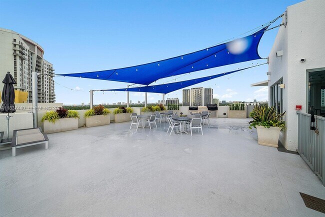 Building Photo - 1830 Radius Dr