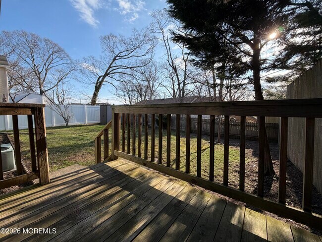 Building Photo - 1310 George St