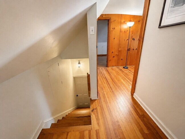 Building Photo - 51 Elfman Dr