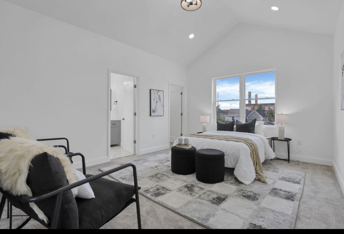 Building Photo - 613 Siebert St