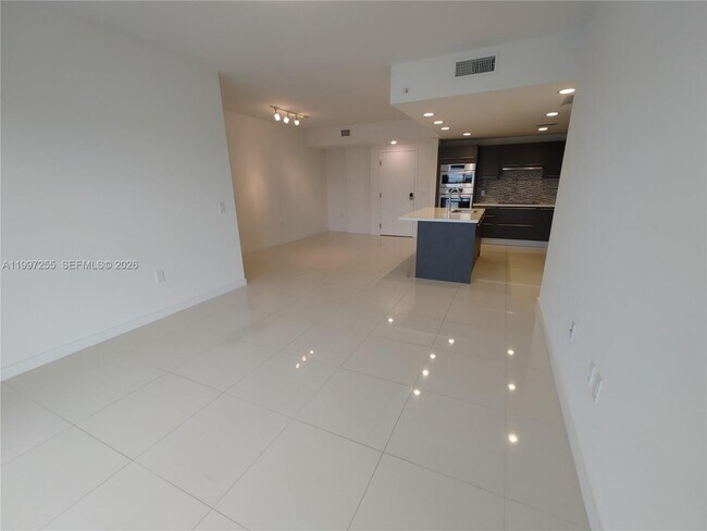 Building Photo - 7661 NW 107th Ave