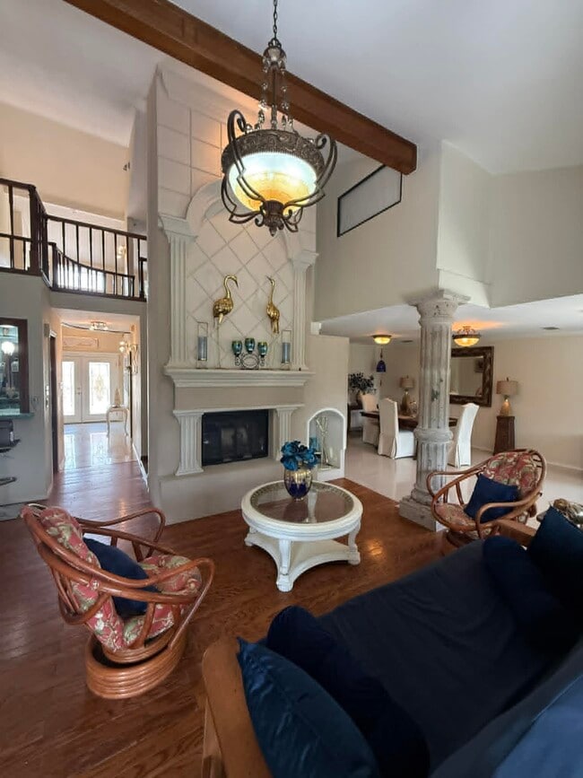 Building Photo - 3110 Jacaranda Dr