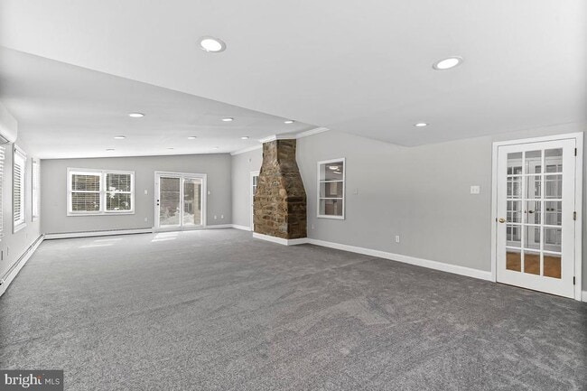 Building Photo - 4236 Florida Ave