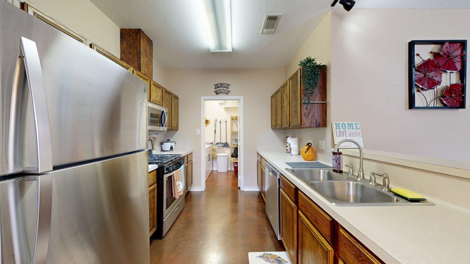 Building Photo - 602 Townplace Dr