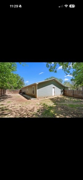 Building Photo - 900 N Bosque St