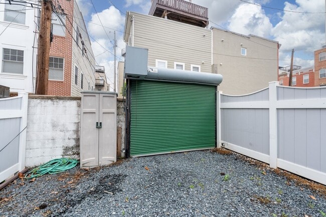 Building Photo - 3418 O'Donnell St