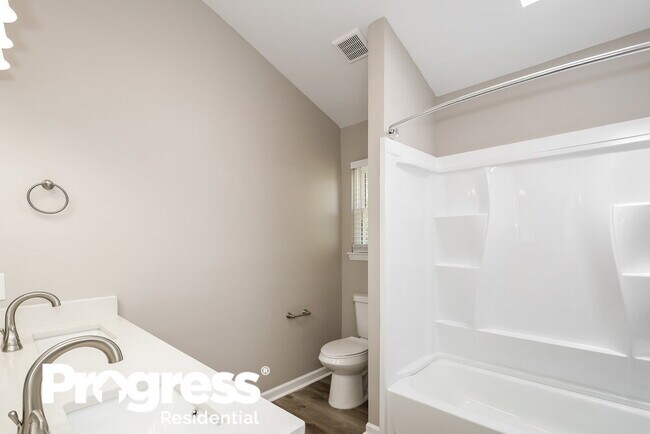 Building Photo - 7528 Swedish Ivy Ln