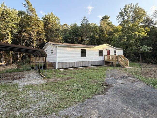 Building Photo - 1316 Robinson Rd