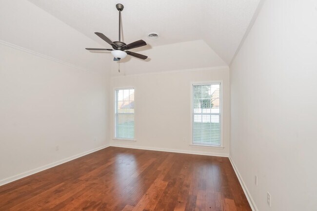 Building Photo - 4462 Alixs Dr