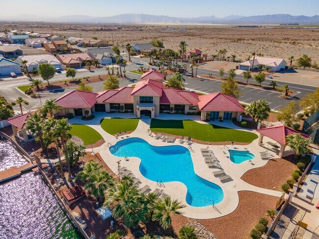 Building Photo - 6129 Lago Grande Dr