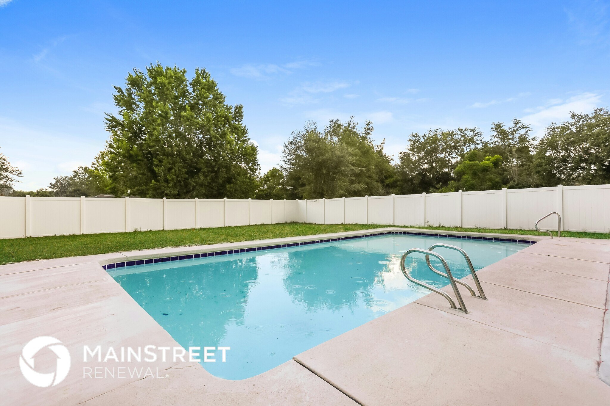 Building Photo - 9163 Montevello Dr