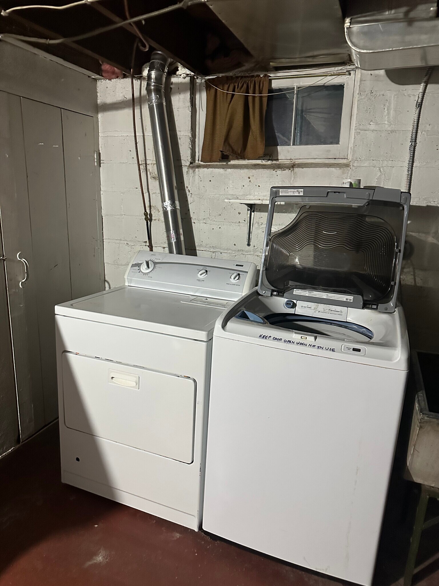 Building Photo - 4304 Cedar Ave S