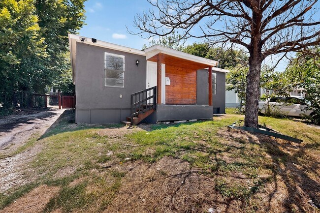 Building Photo - 336 Bonnie View Rd