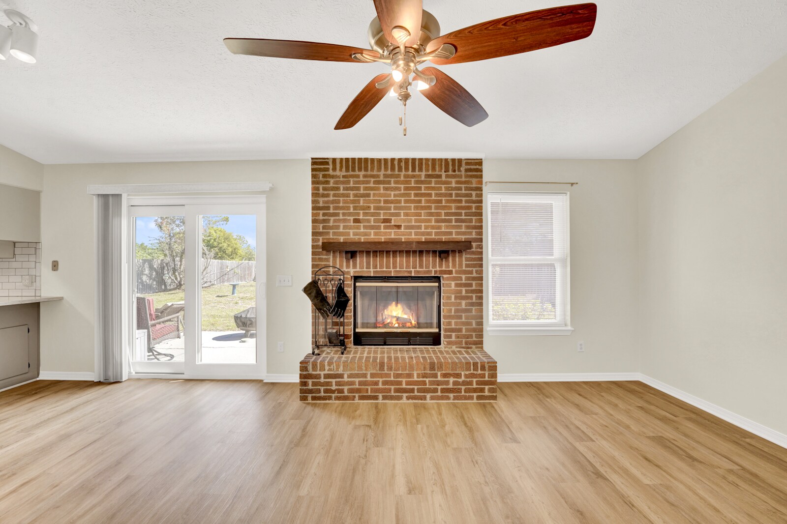 Building Photo - 7525 Melody Ln