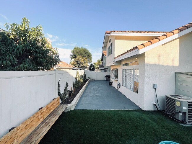 Building Photo - Upgraded Menifee Lakes Home for Lease!