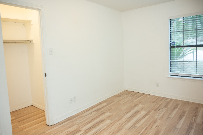 Building Photo - 9151 McFarland Ct