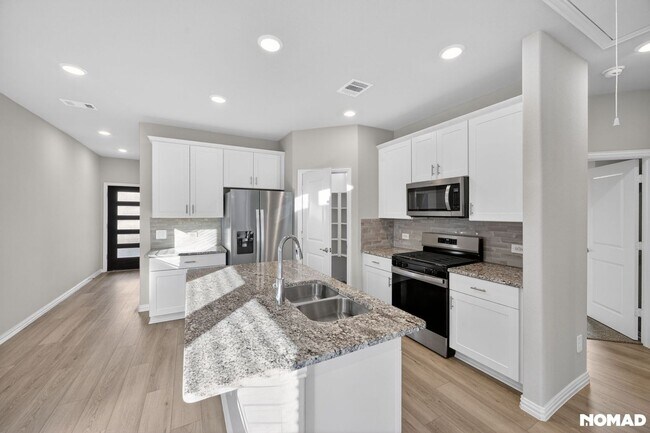 Building Photo - 3913 Marble Fls Dr