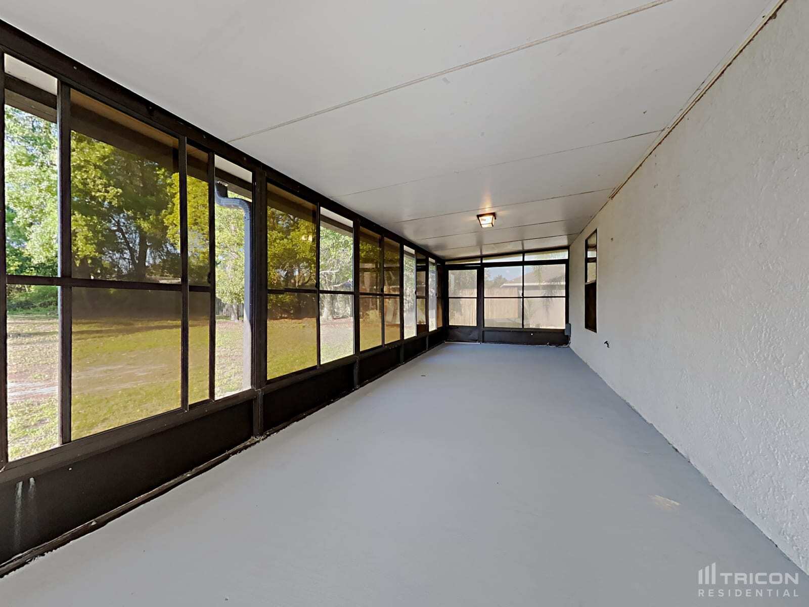 Building Photo - 461 Taylorville St