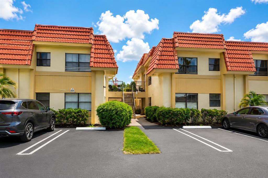 Building Photo - 11000 Royal Palm Blvd