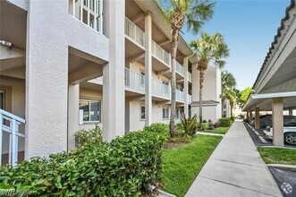 Building Photo - 7842 Regal Heron Cir
