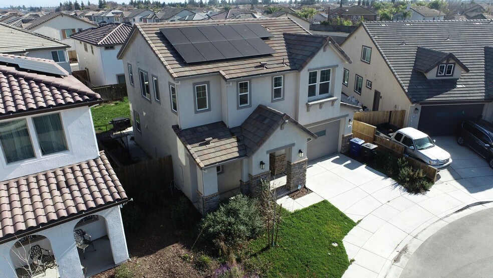 Building Photo - 4304 Limelight Wy